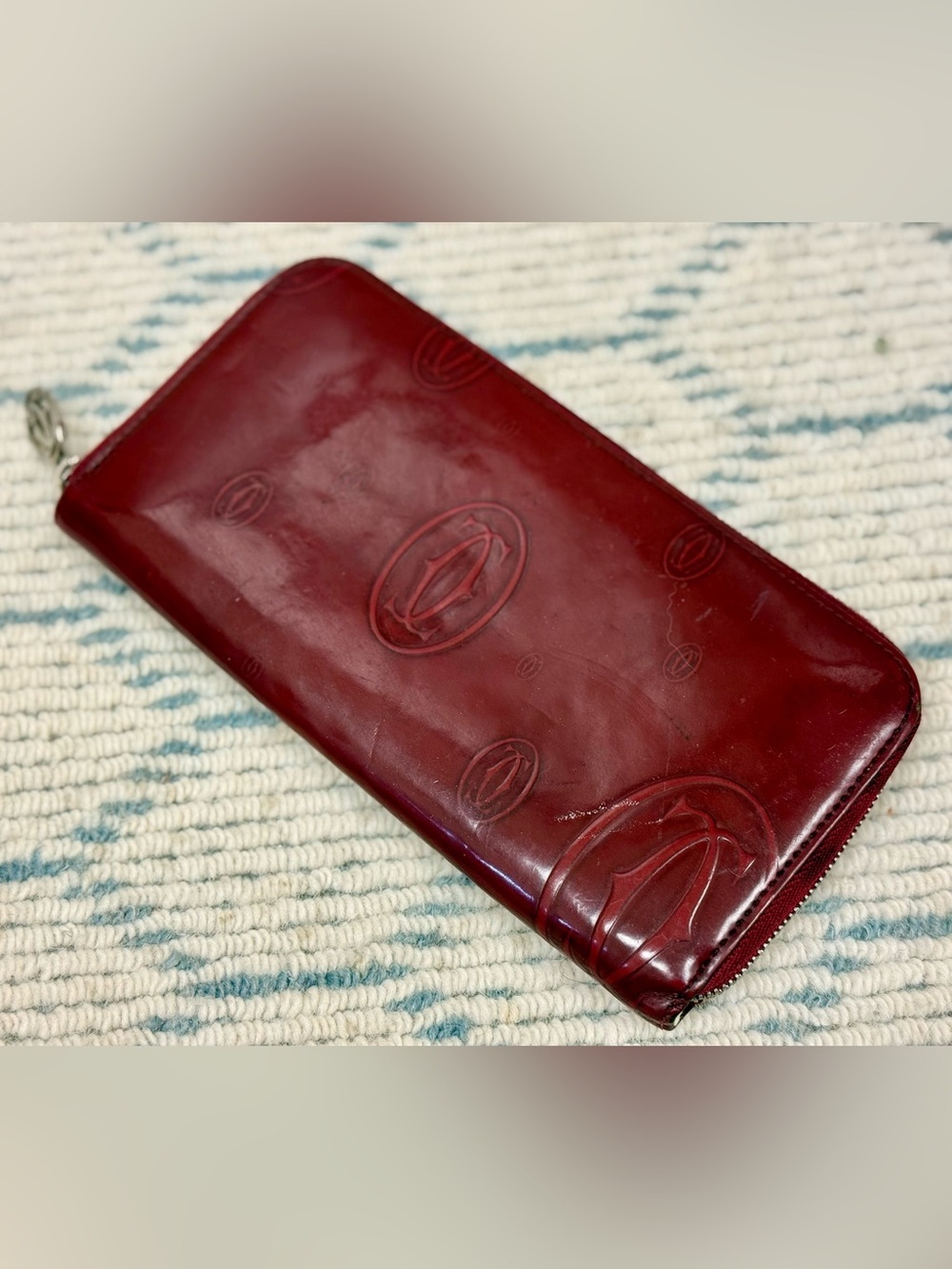 CARTIER Vintage “Happy Birthday” Red Patent Leather Monogram Zippy Long Wallet - Picture 4 of 16